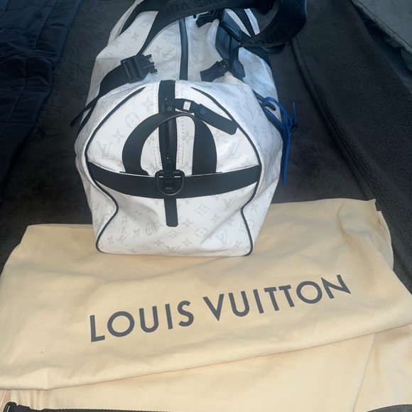 Louis Vuitton Sports Keepall Ski Edition - Picture 2 of 5